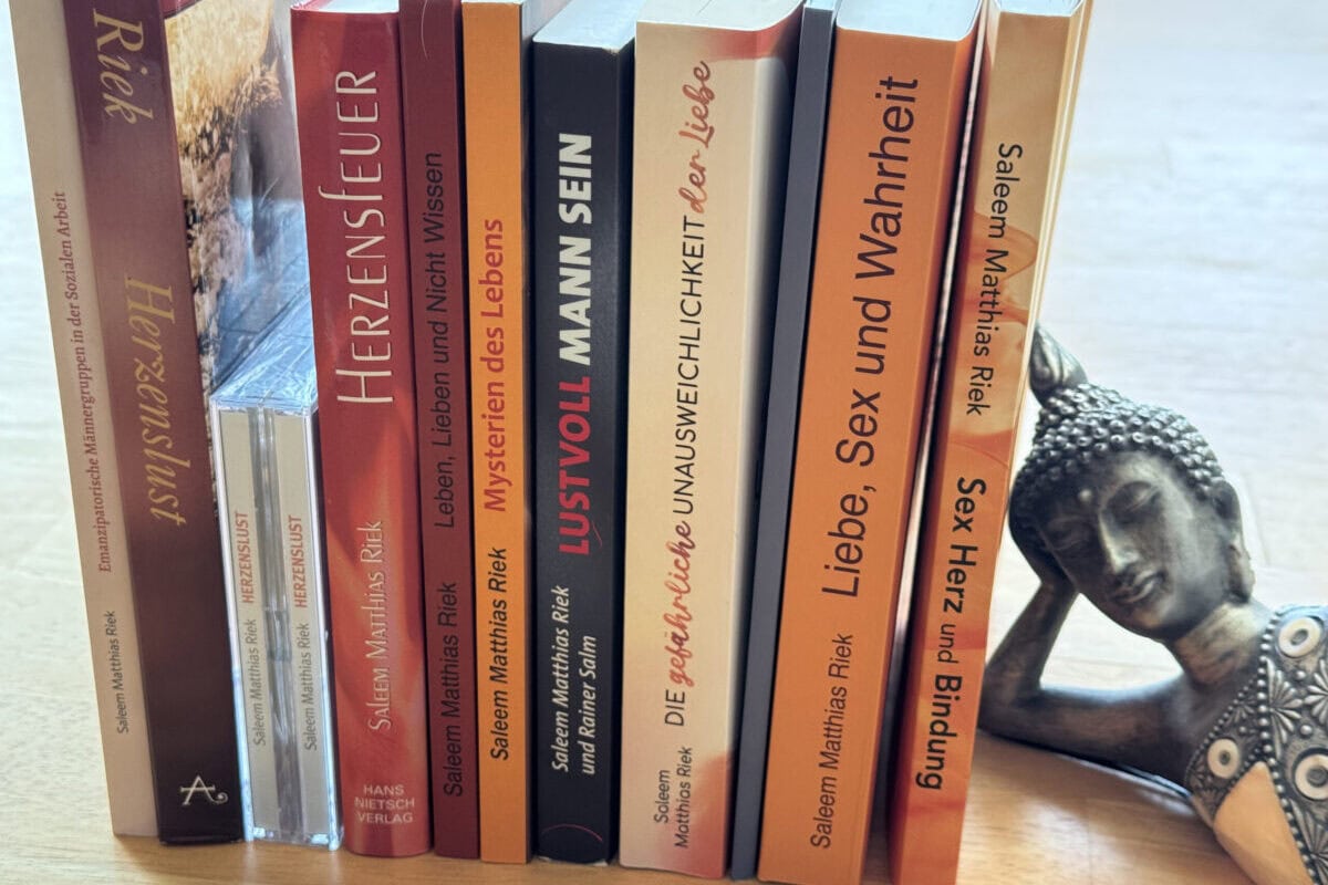 garter belt art Bücher über Liebe & Beziehung